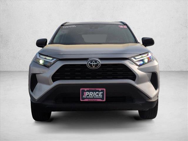 Used 2025 Toyota RAV4 LE AWD/4WD image 2