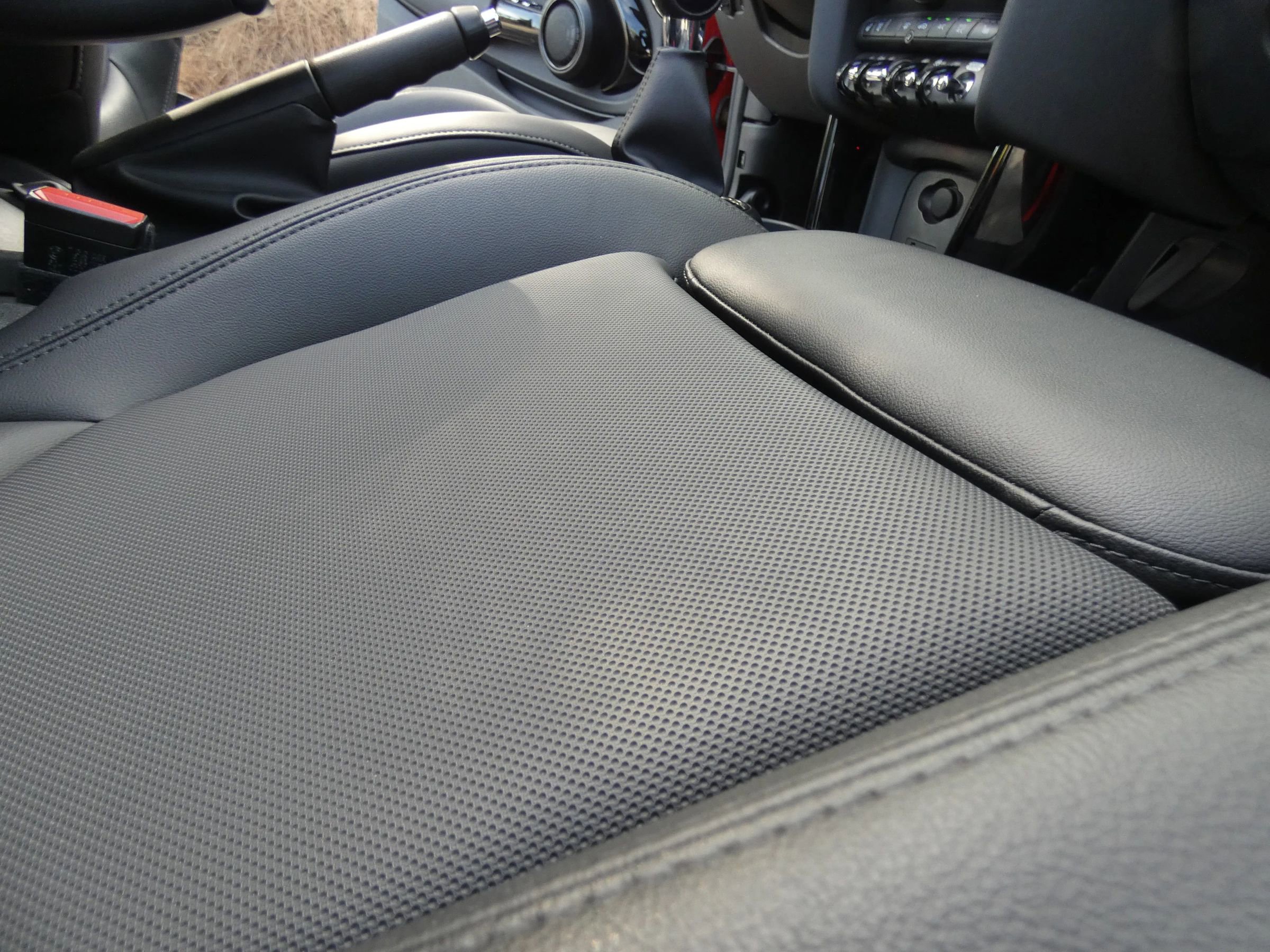 Used 2021 MINI Cooper S image 33