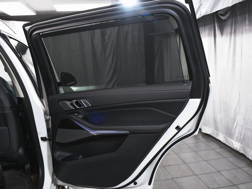 Used 2026 BMW X7 xDrive40i image 13