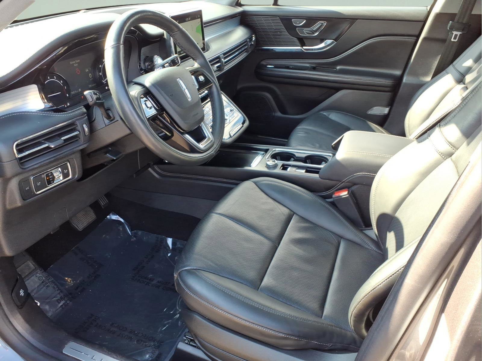 Used 2022 Lincoln Corsair AWD w/ Premium Package image 15
