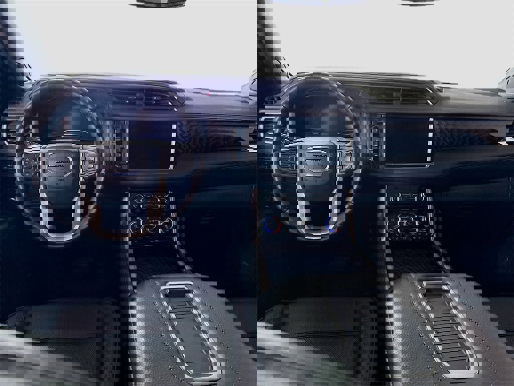 Certified 2024 GMC Yukon Denali image 2