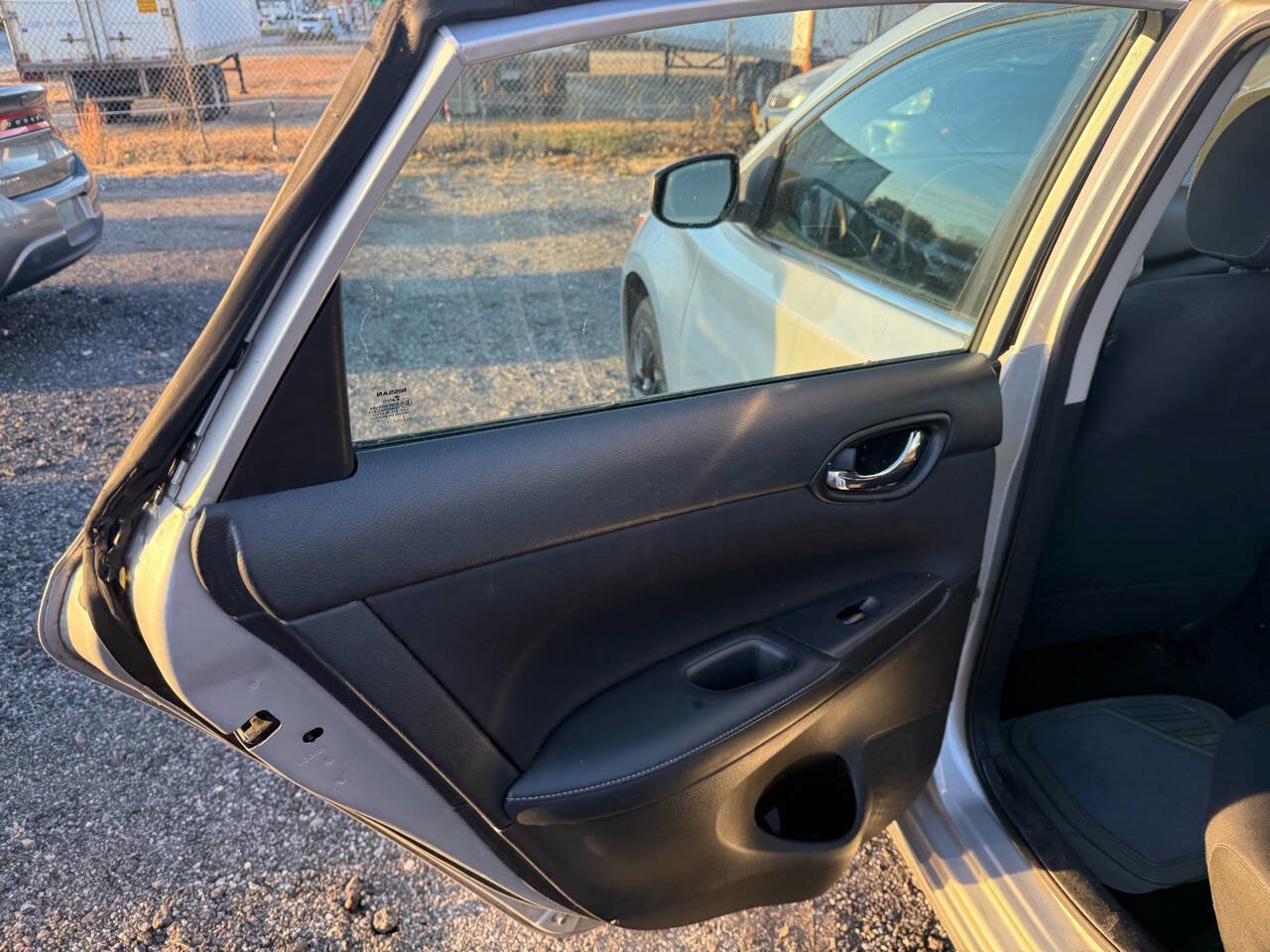 Used 2017 Nissan Sentra S image 20