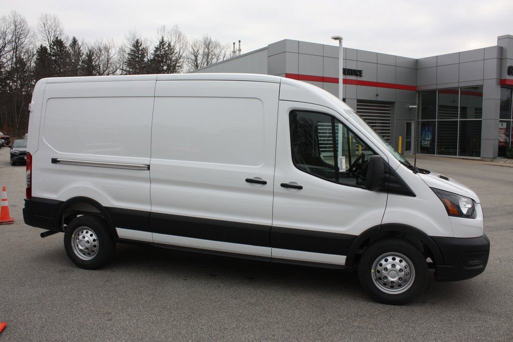New 2026 Ford Transit 250 148 Medium Roof Extended AWD image 4