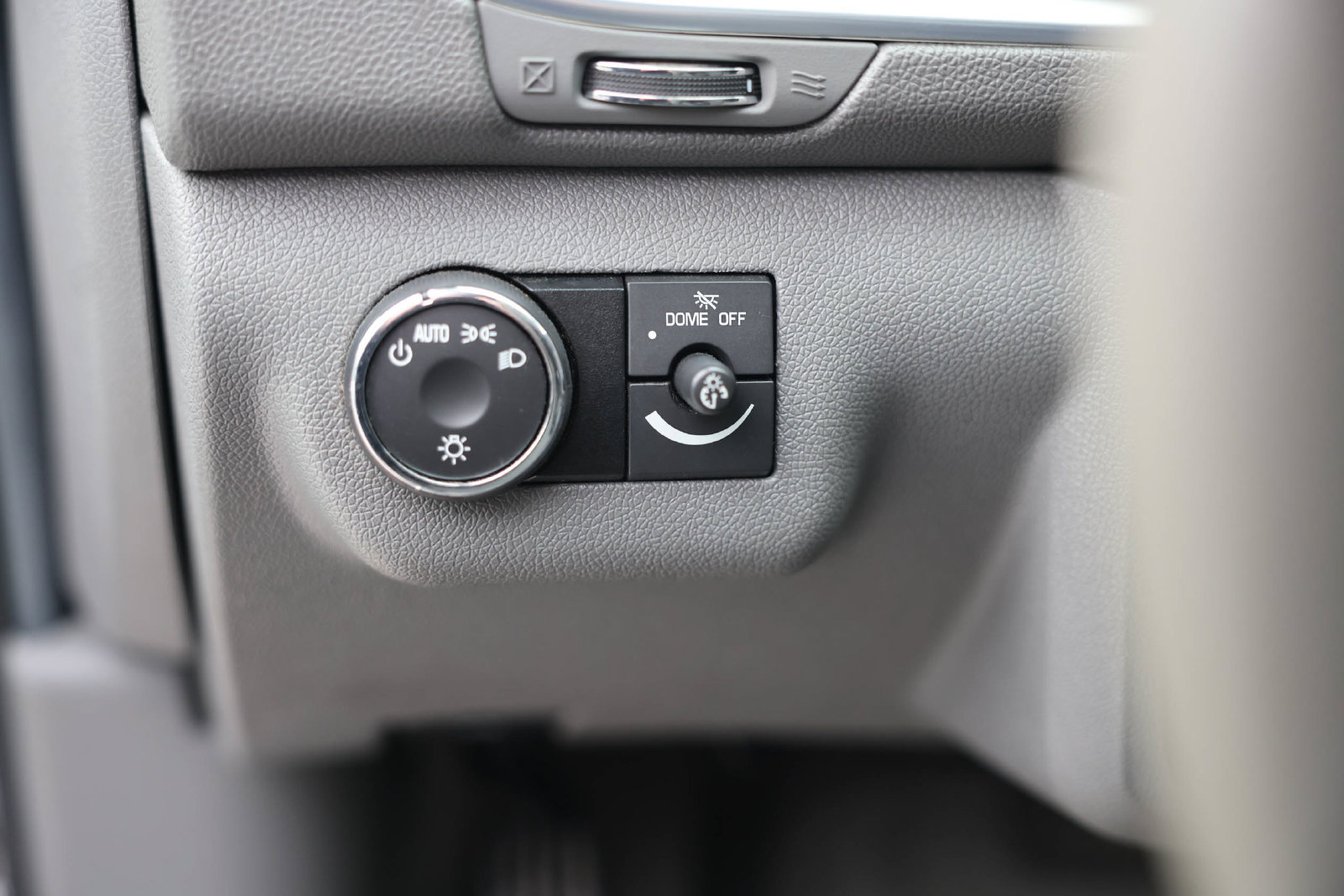 Used 2016 Chevrolet Traverse LS FWD image 19