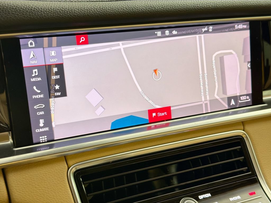 Used 2021 Porsche Panamera RWD image 13