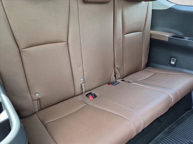 Used 2025 Toyota Grand Highlander AWD image 19