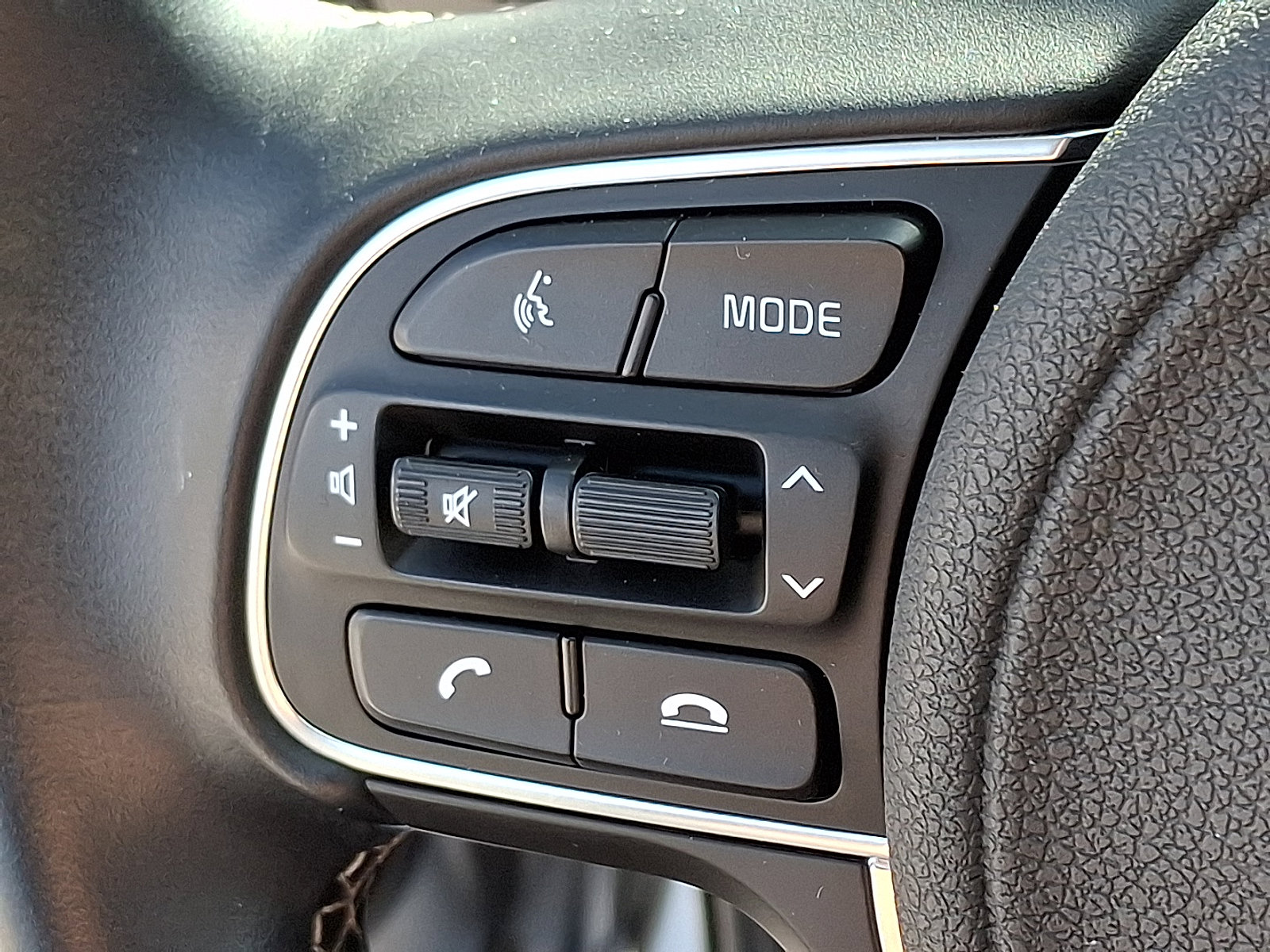 Certified 2022 Kia Niro LXS image 20