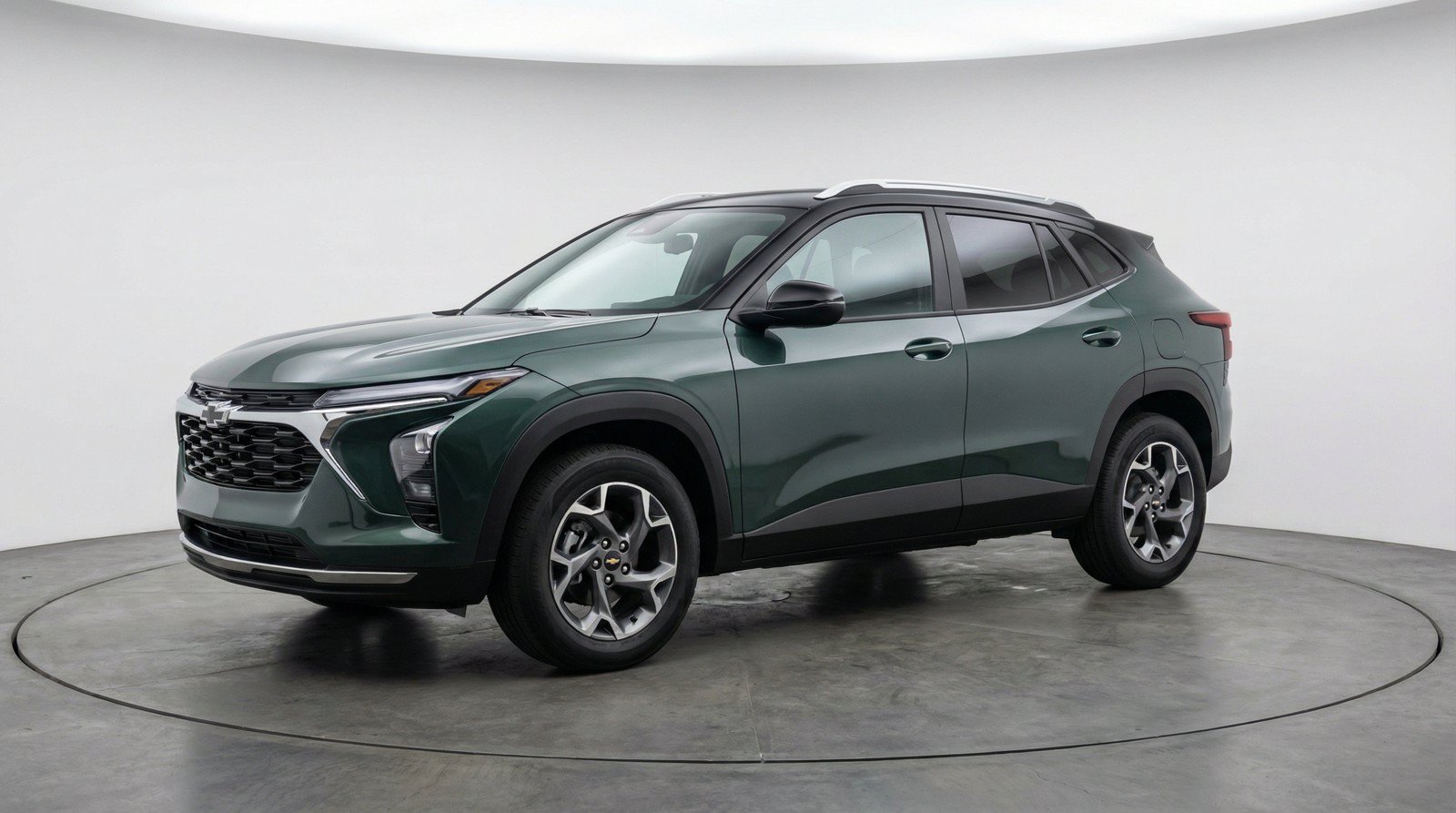 Used 2025 Chevrolet Trax LT FWD image 3