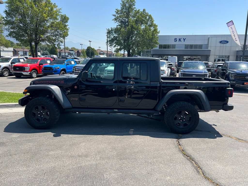 Used 2023 Jeep Gladiator Mojave w/ Cold Weather Group AWD/4WD image 13