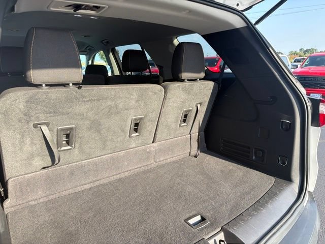 Used 2020 Chevrolet Traverse LS FWD image 21