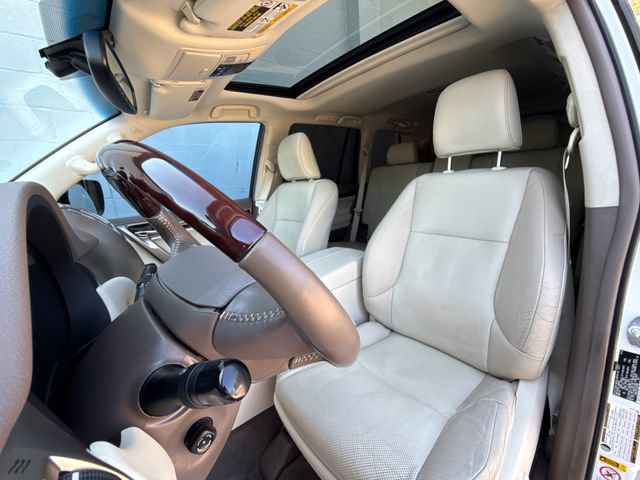 Used 2018 Lexus GX 460 Premium w/ Premium Package AWD/4WD image 24