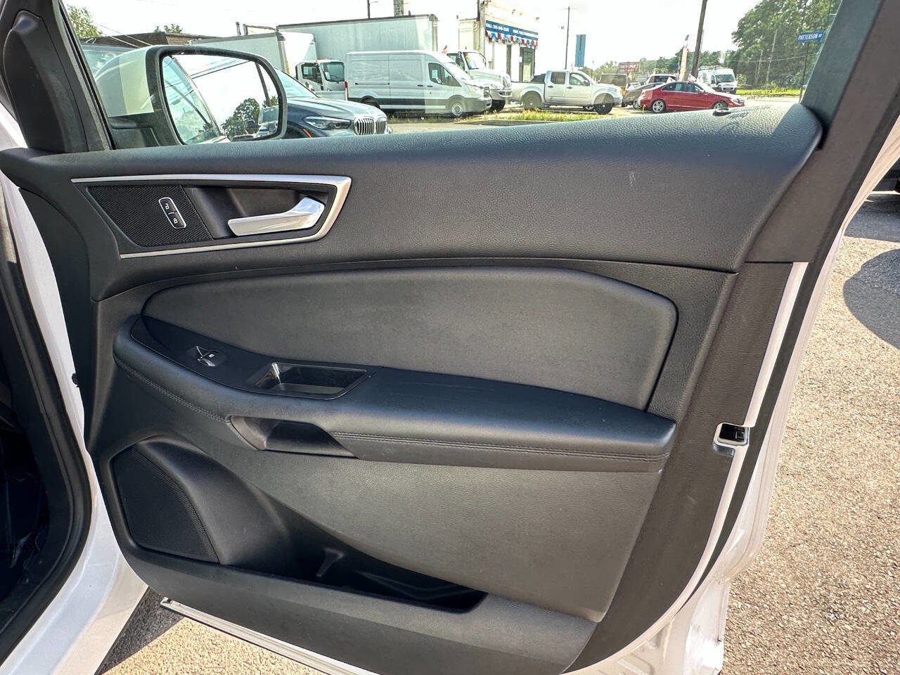 Used 2016 Ford Edge SEL w/ Equipment Group 201A AWD/4WD image 14