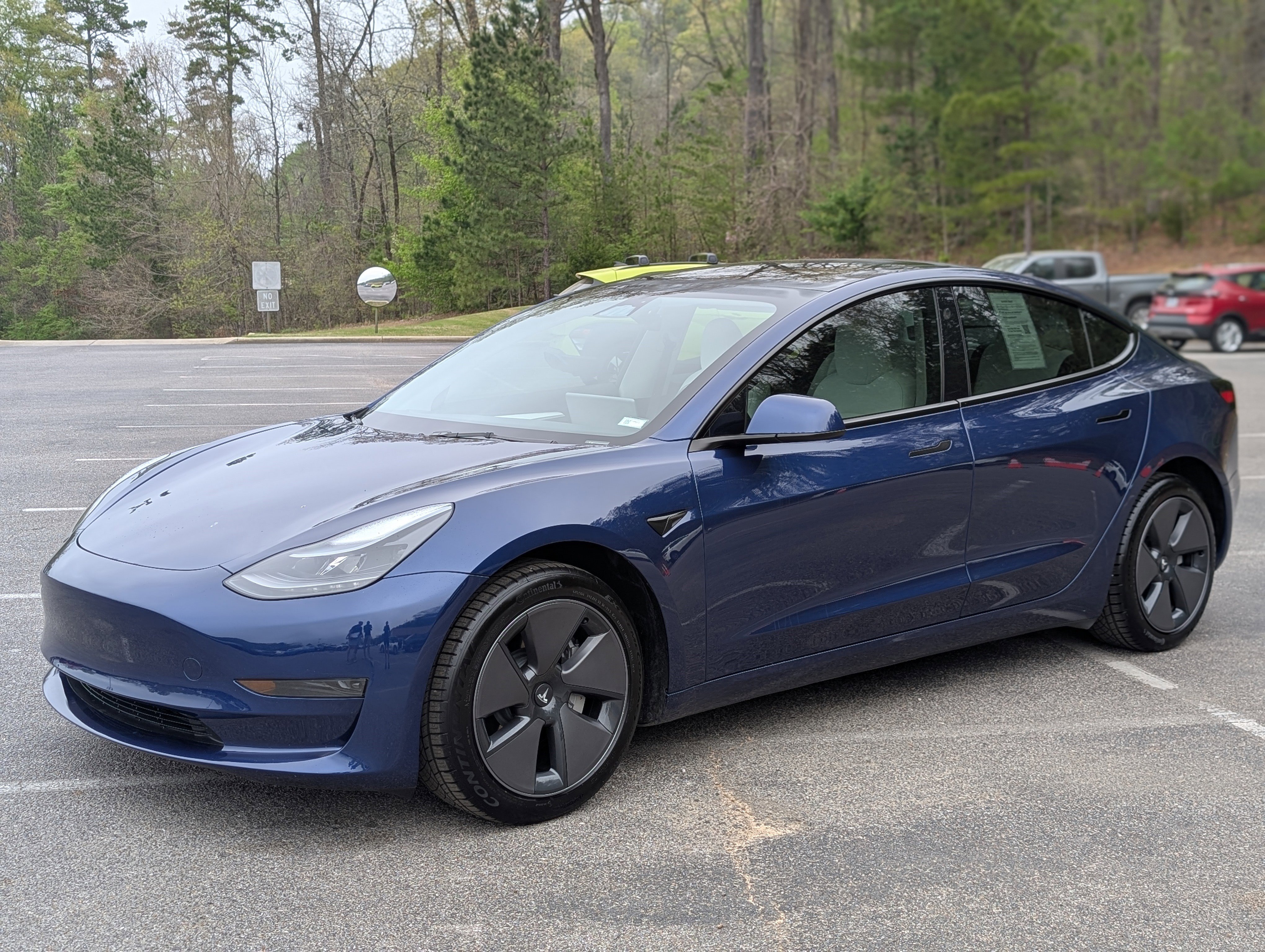 Used 2023 Tesla Model 3 Standard Range RWD image 5