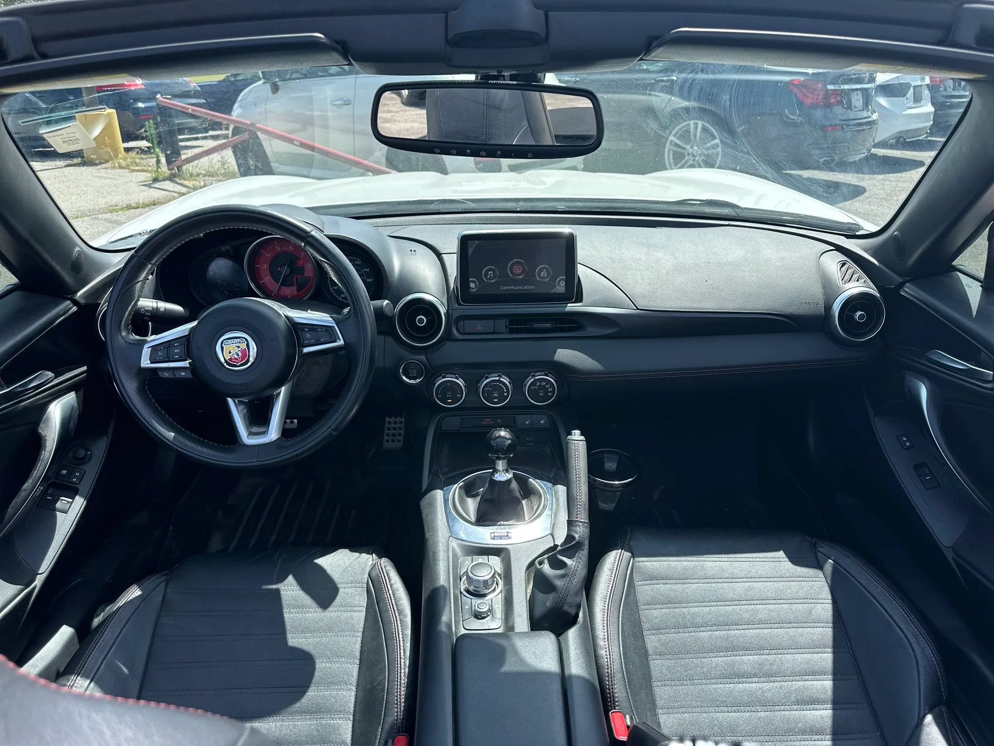 Used 2020 FIAT 124 Spider Abarth w/ Convenience Group RWD image 19