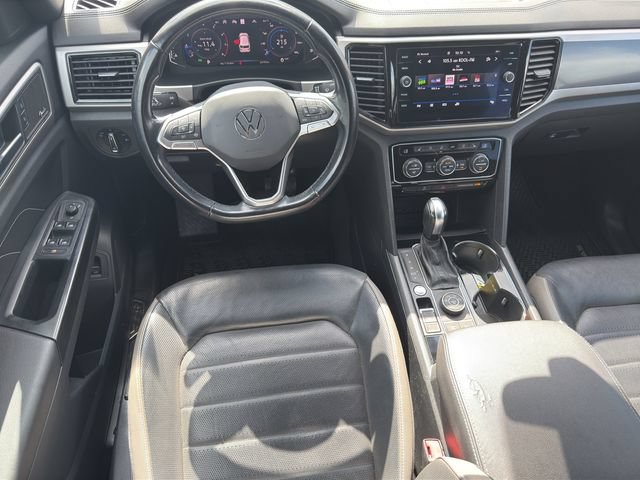 Certified 2020 Volkswagen Atlas Cross Sport SEL Premium AWD/4WD image 16