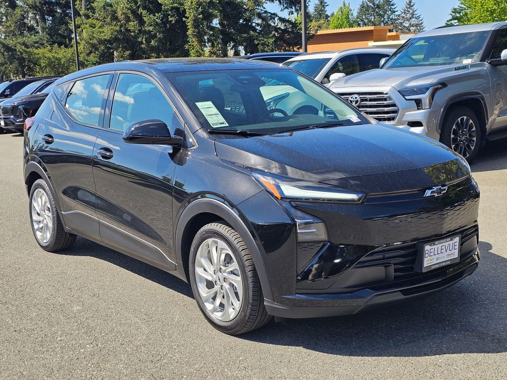 New 2027 Chevrolet Bolt LT FWD image 7
