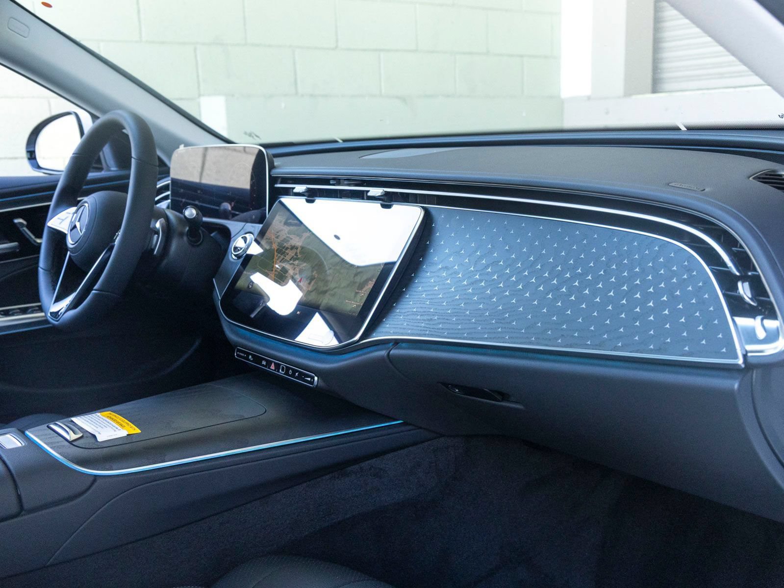 New 2026 Mercedes-Benz E 350 4MATIC Sedan image 28