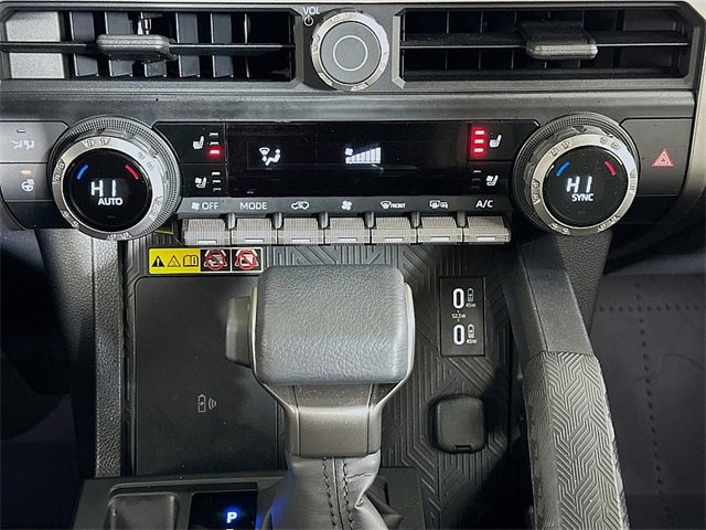 Used 2025 Toyota 4Runner Trailhunter image 16