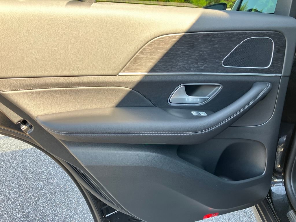 Used 2025 Mercedes-Benz GLE 350 4MATIC image 31