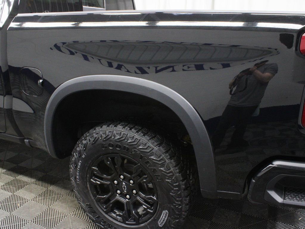 Used 2023 Chevrolet Silverado 1500 ZR2 w/ Technology Package image 52