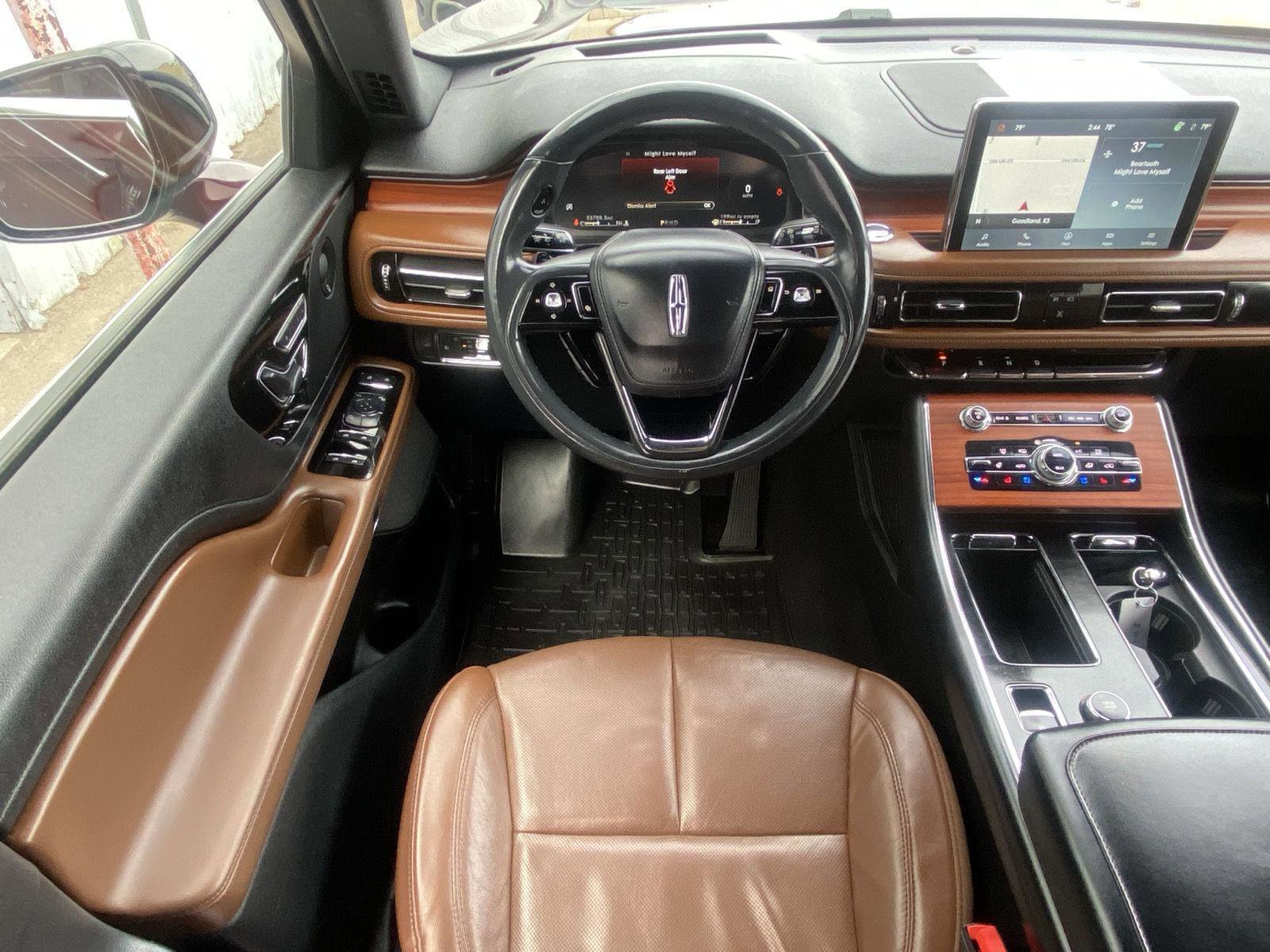 Used 2021 Lincoln Aviator Reserve w/ Equipment Group 201A image 13