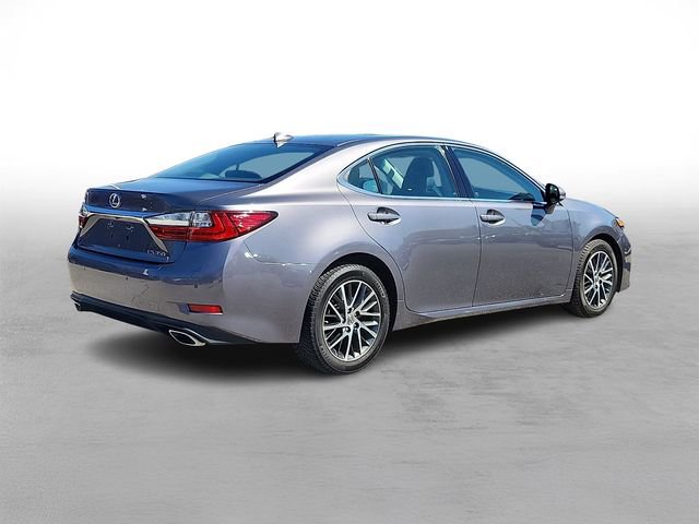 Used 2016 Lexus ES 350 w/ Navigation System Package image 6