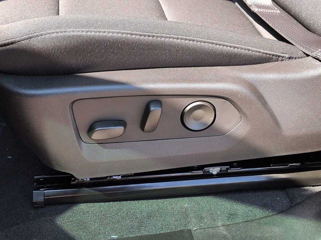 New 2026 Chevrolet Colorado W/T w/ WT Custom Package image 12