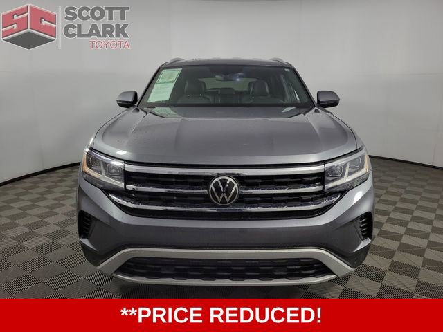 Used 2021 Volkswagen Atlas Cross Sport SE image 2