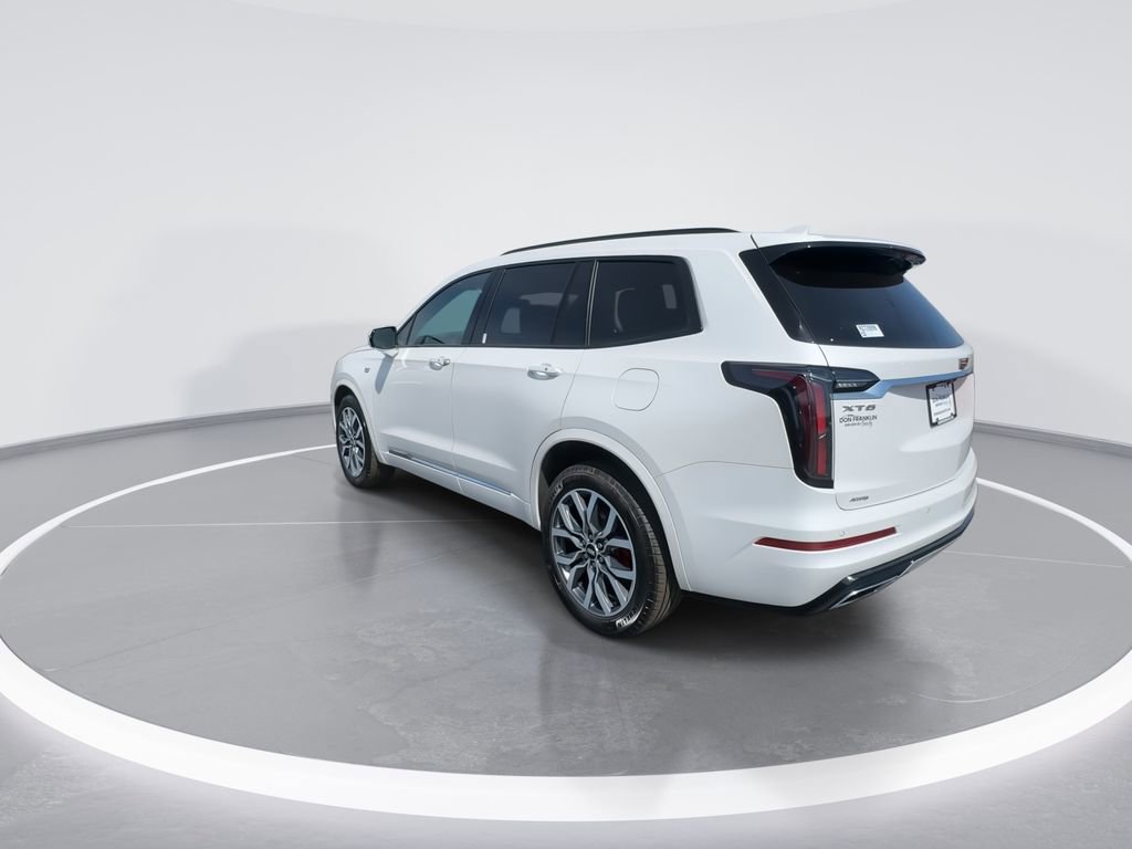 Used 2024 Cadillac XT6 Sport w/ LPO, Floor Liner Package AWD/4WD image 6