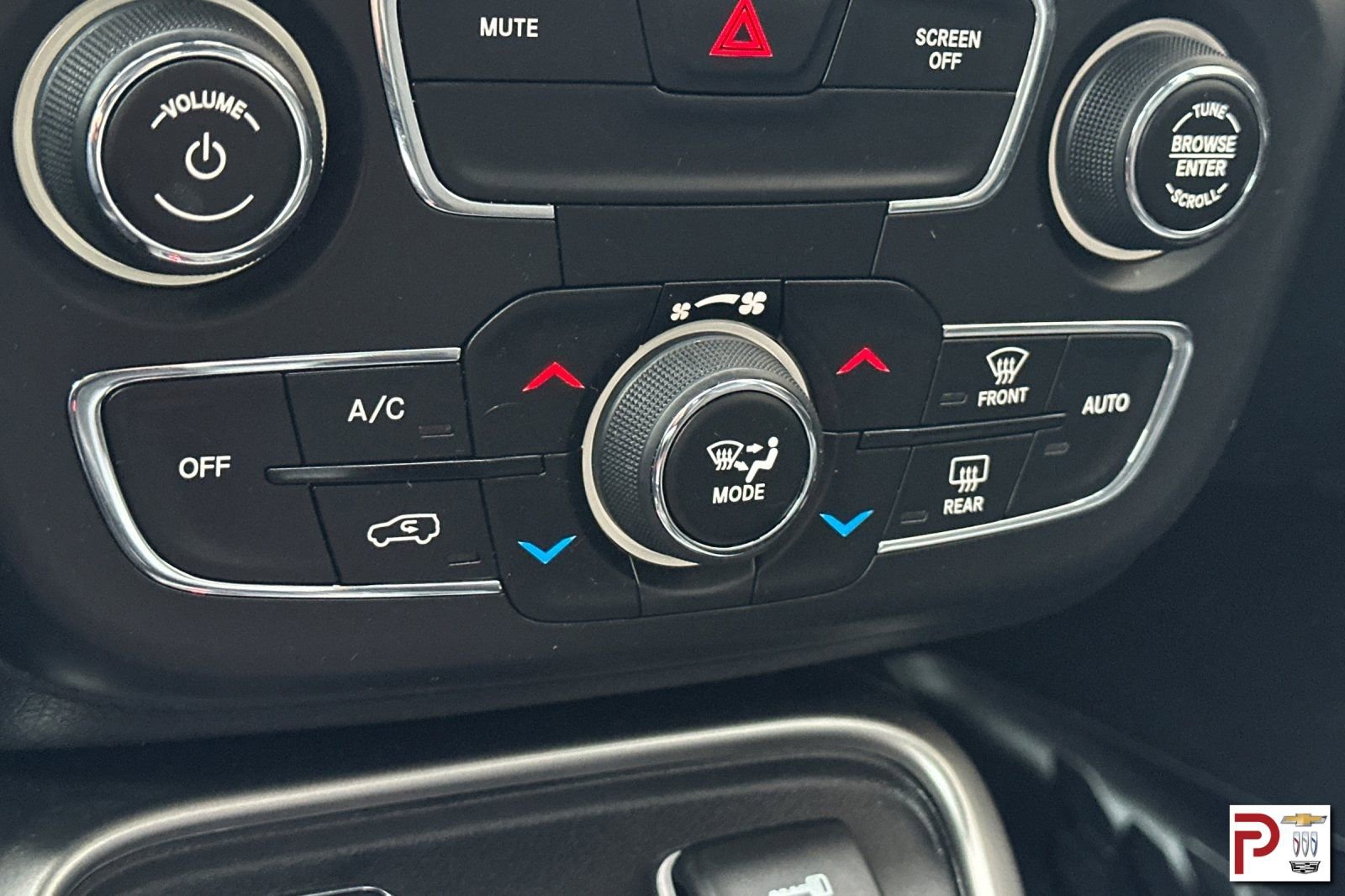 Used 2019 Jeep Compass Latitude image 24