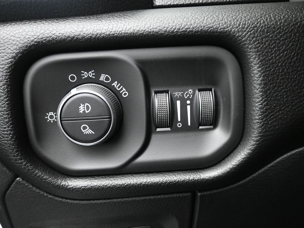 New 2026 RAM 1500 Laramie w/ Sport Appearance Package image 18