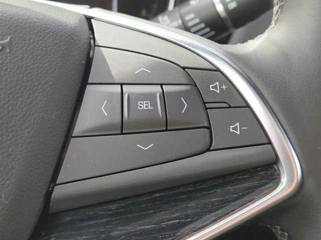 Used 2025 Cadillac XT5 Premium Luxury AWD/4WD image 17