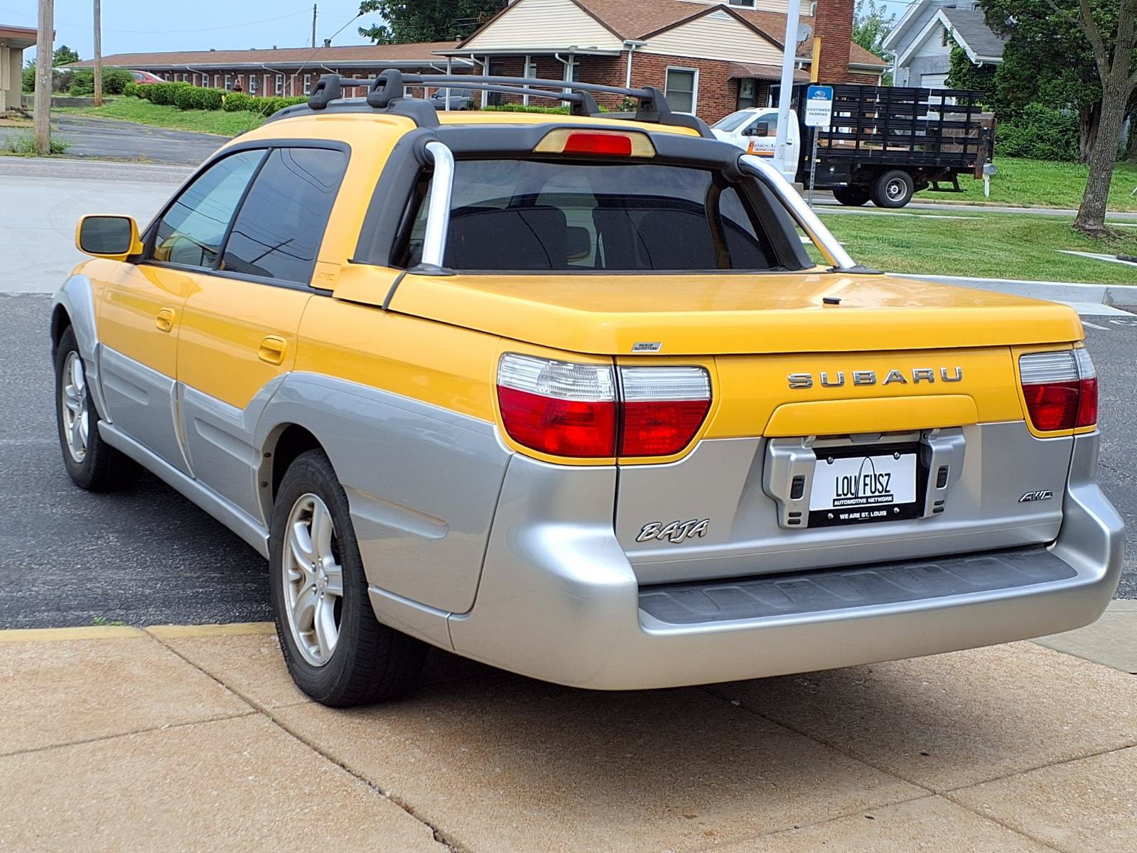 Used 2003 Subaru Baja AWD/4WD image 2