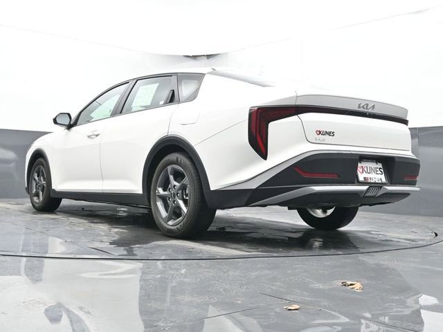 Used 2025 Kia K4 LXS image 46