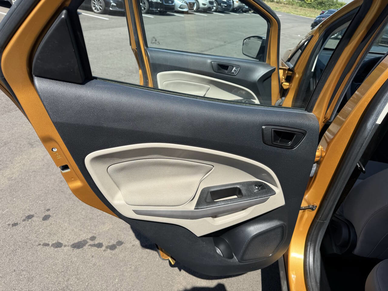 Used 2021 Ford EcoSport S image 14