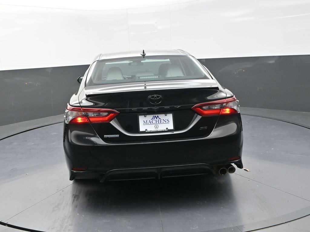 Used 2024 Toyota Camry SE w/ Cold Weather Package image 8