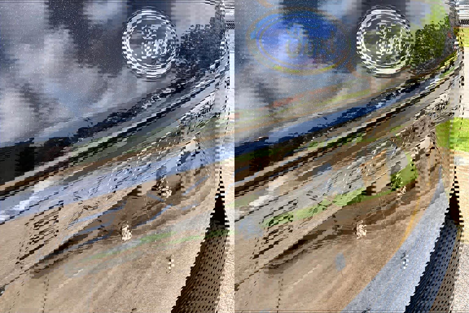 Used 2019 Ford Expedition Max Limited w/ Equipment Group 303A AWD/4WD image 31