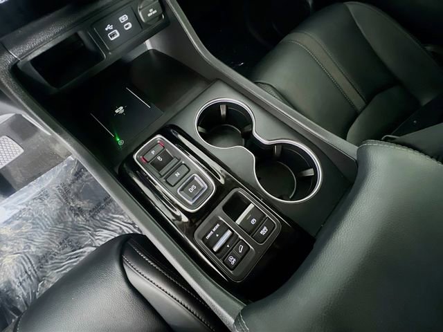 Used 2024 Honda Pilot Touring image 25