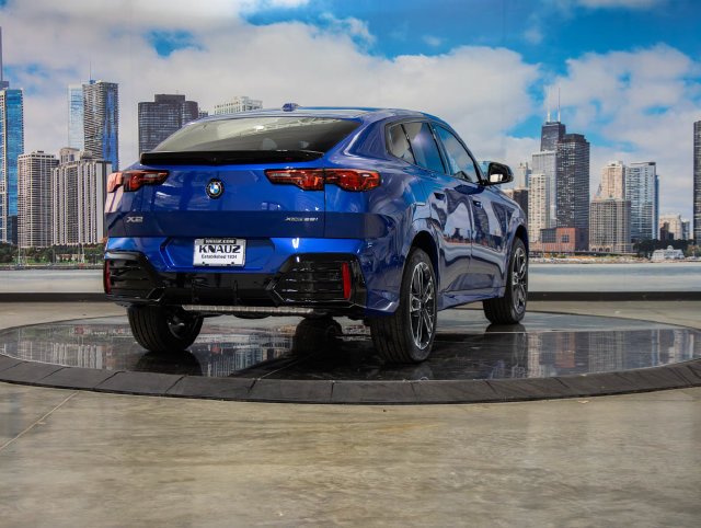 New 2027 BMW X2 xDrive28i w/ Technology Package AWD/4WD image 8