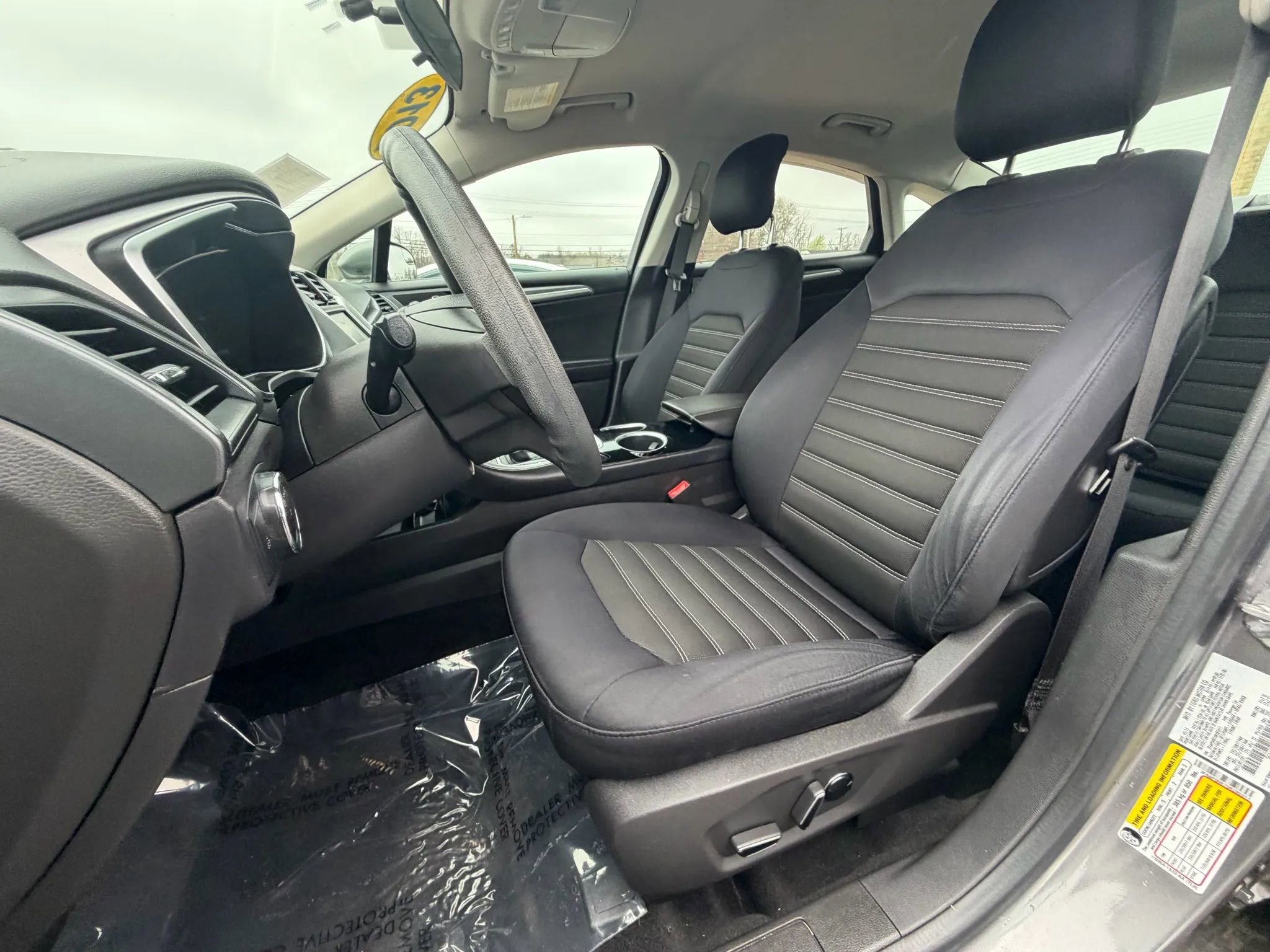 Used 2013 Ford Fusion SE image 18