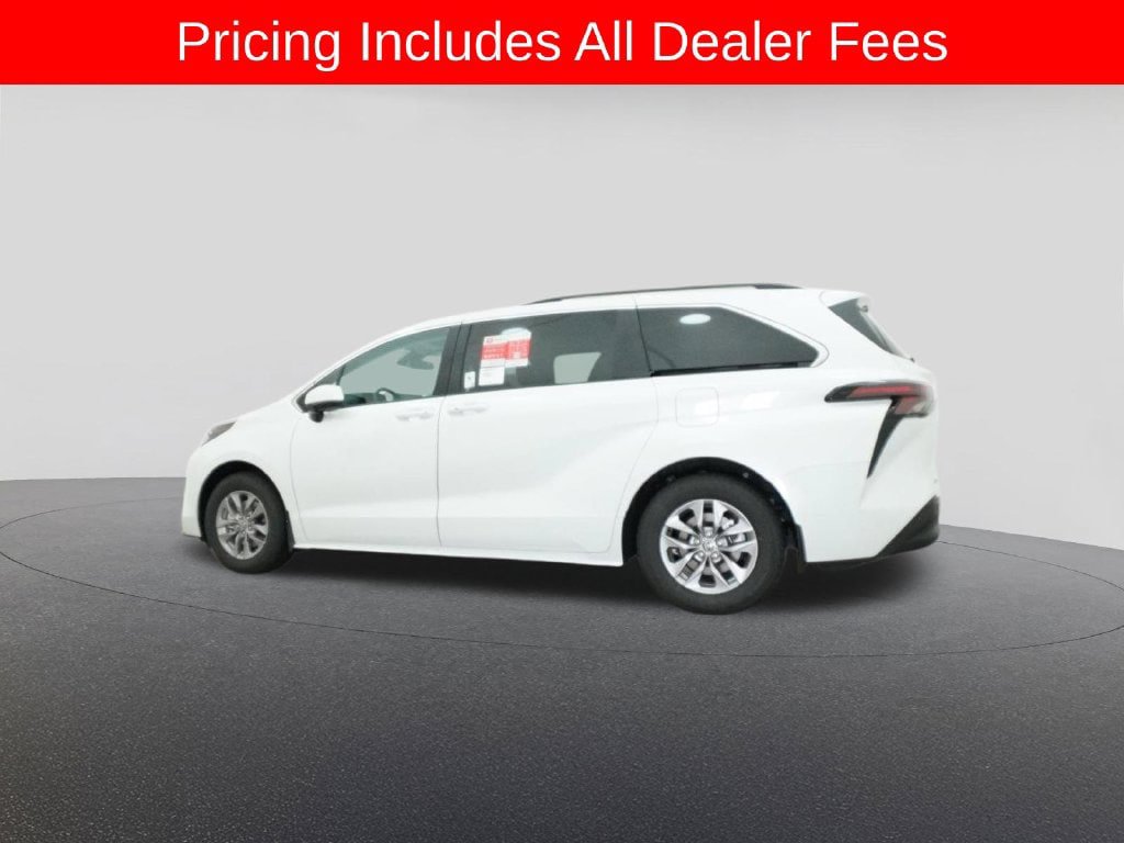 New 2026 Toyota Sienna XLE FWD image 20