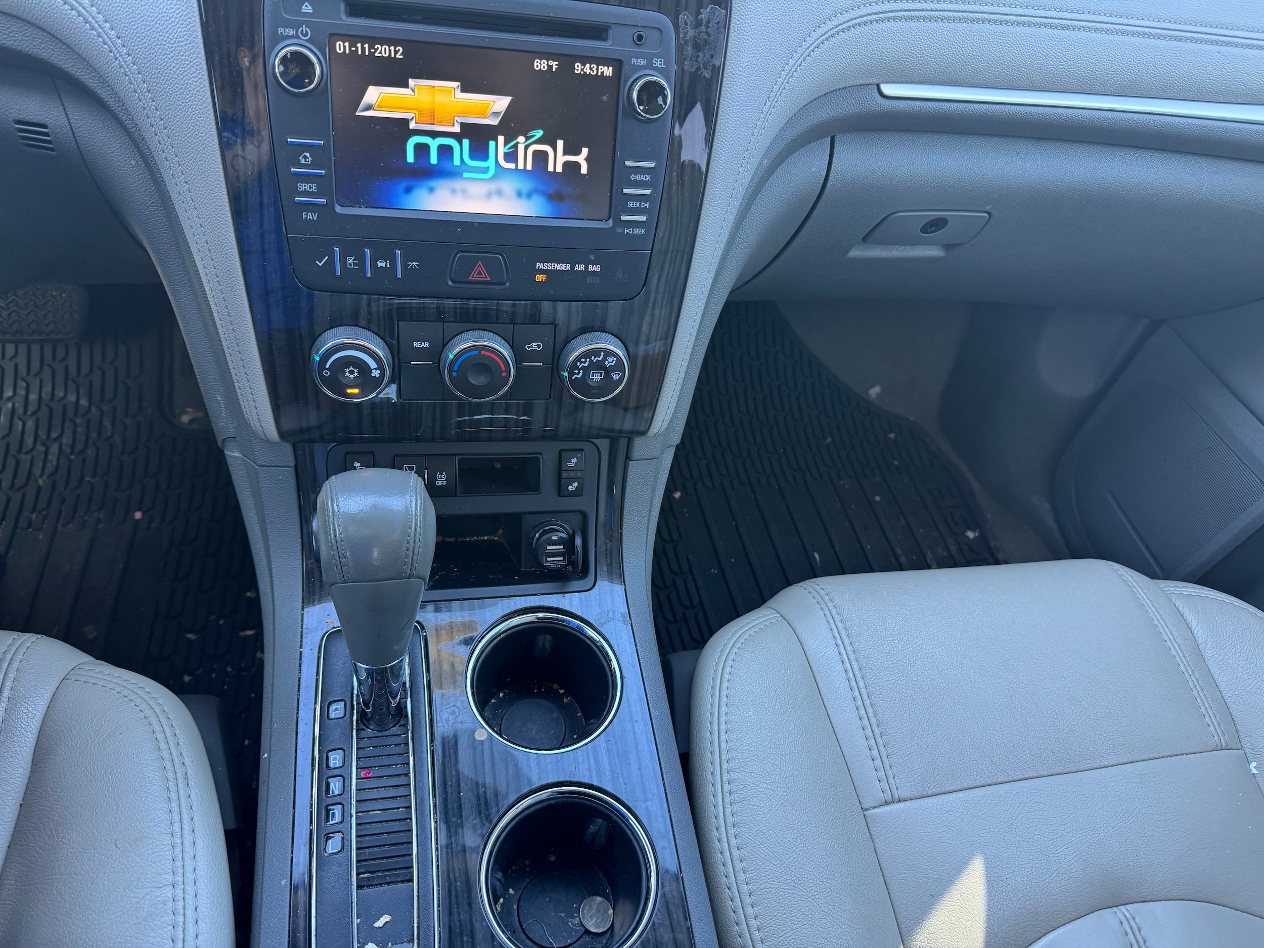 Used 2014 Chevrolet Traverse LT w/ All-Star Edition FWD image 12