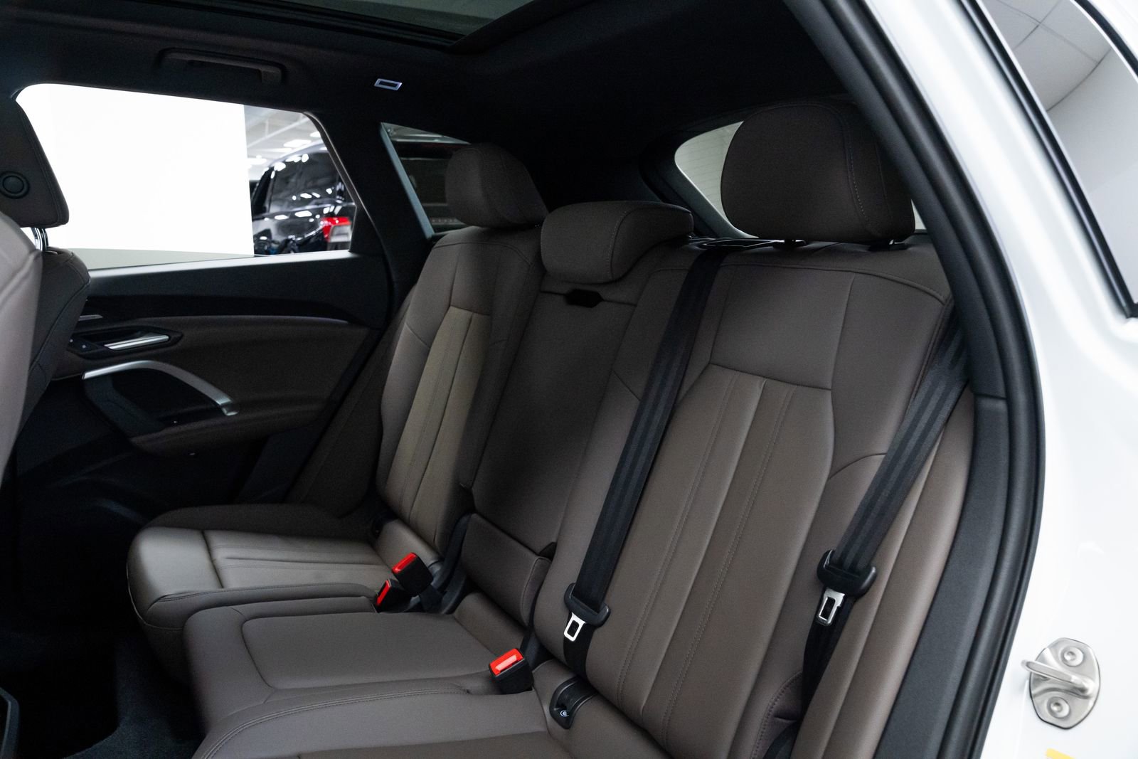 Used 2025 Audi Q5 Premium Plus w/ Premium Plus image 21