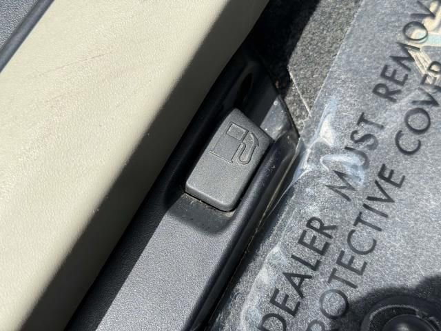 Used 2012 Toyota Prius V Three FWD image 18