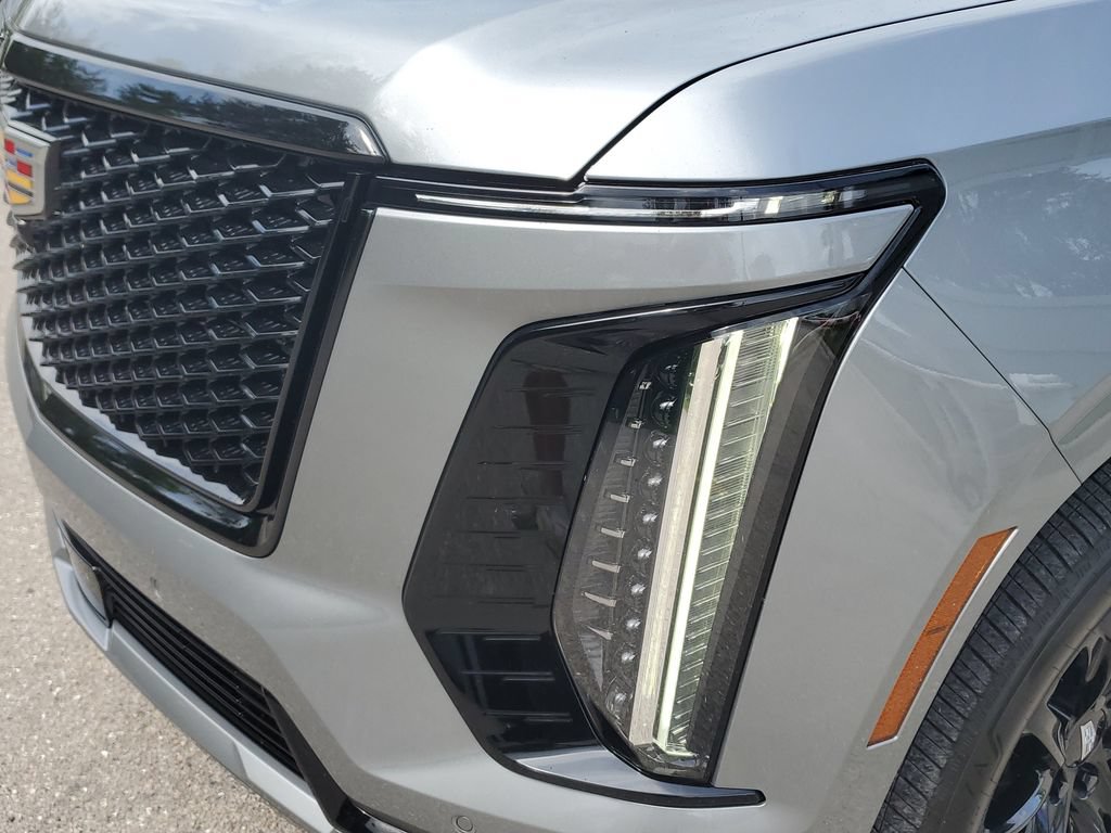 Used 2025 Cadillac Escalade ESV Sport w/ Touring Package AWD/4WD image 13
