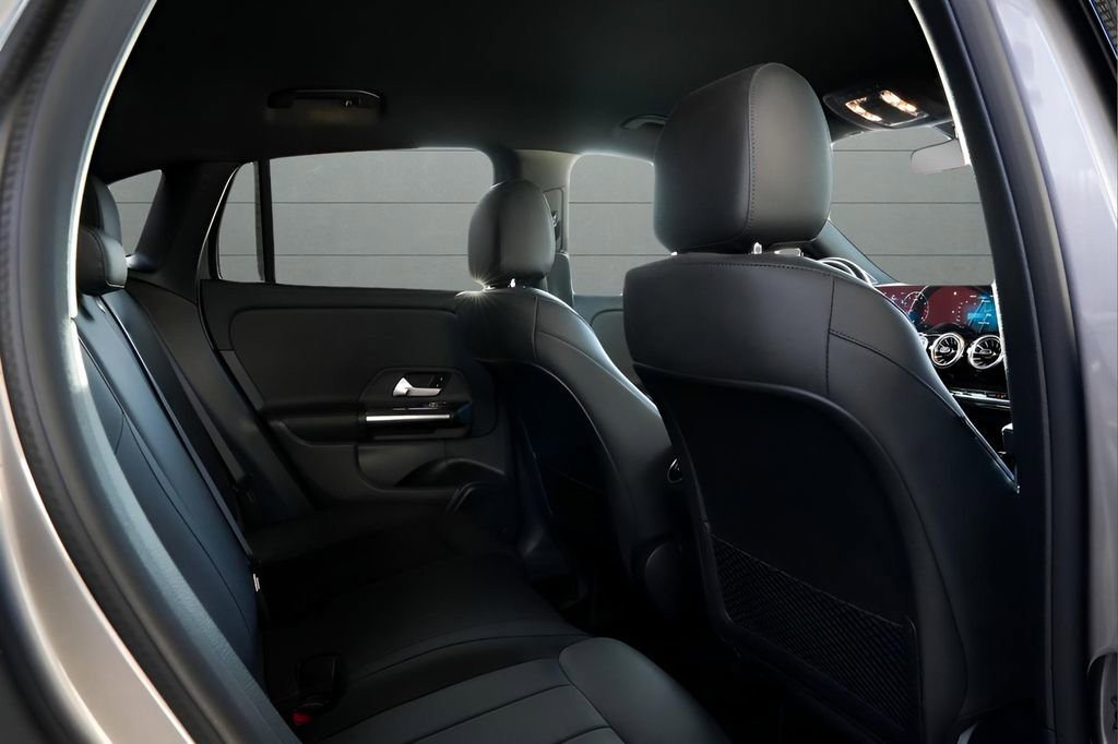 Used 2022 Mercedes-Benz GLA 250 4MATIC image 41