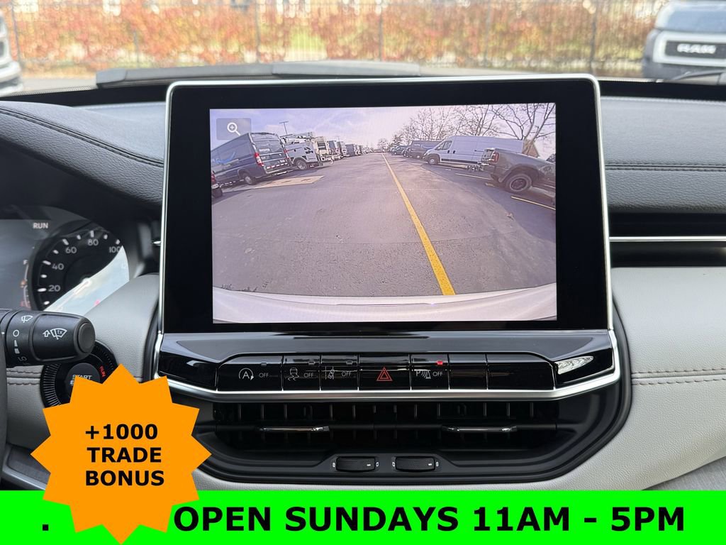 New 2026 Jeep Compass Limited image 18