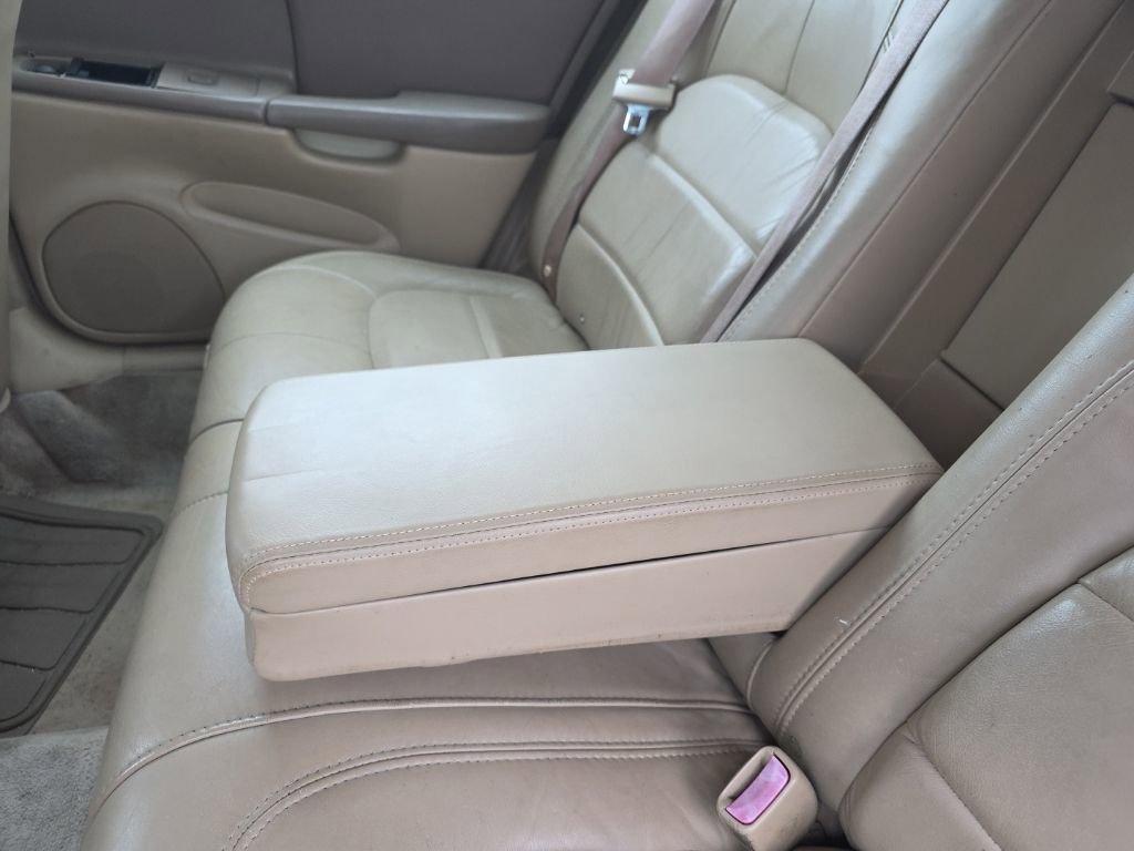 Used 2004 Cadillac De Ville image 16