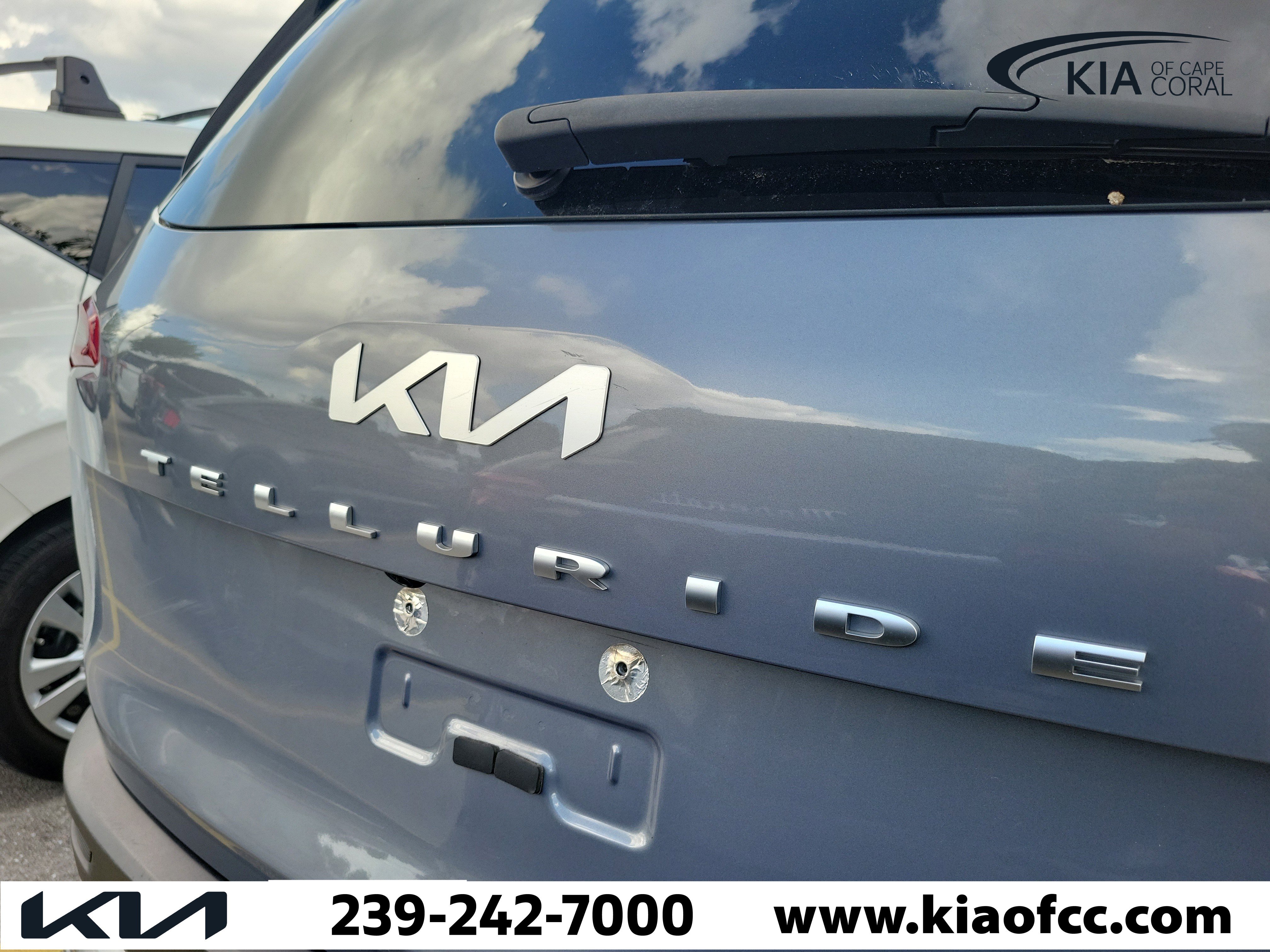 Used 2022 Kia Telluride EX w/ EX Premium Package image 9