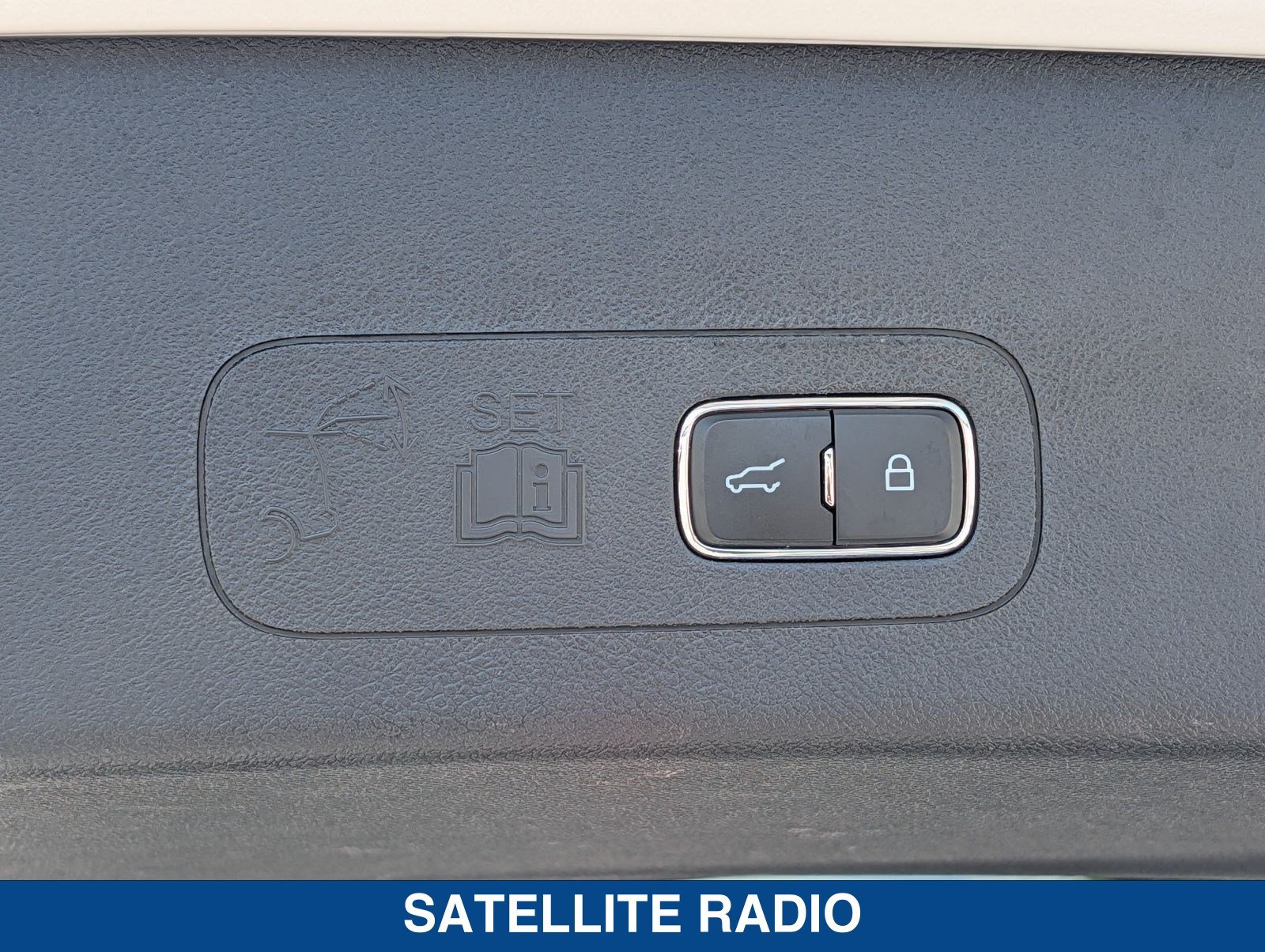 Used 2025 Lincoln Aviator AWD w/ Equipment Group 101A image 15